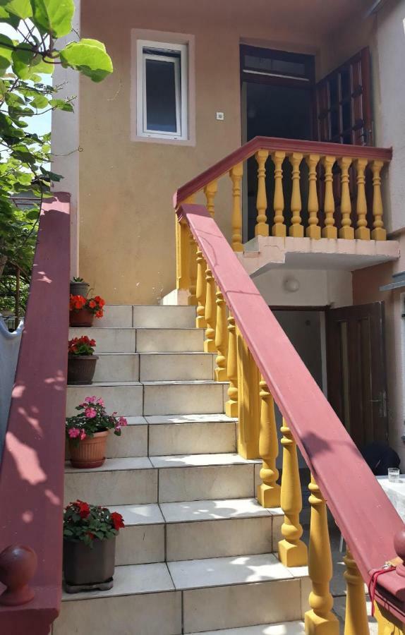 סוטומורה Apartman Tatjana מראה חיצוני תמונה