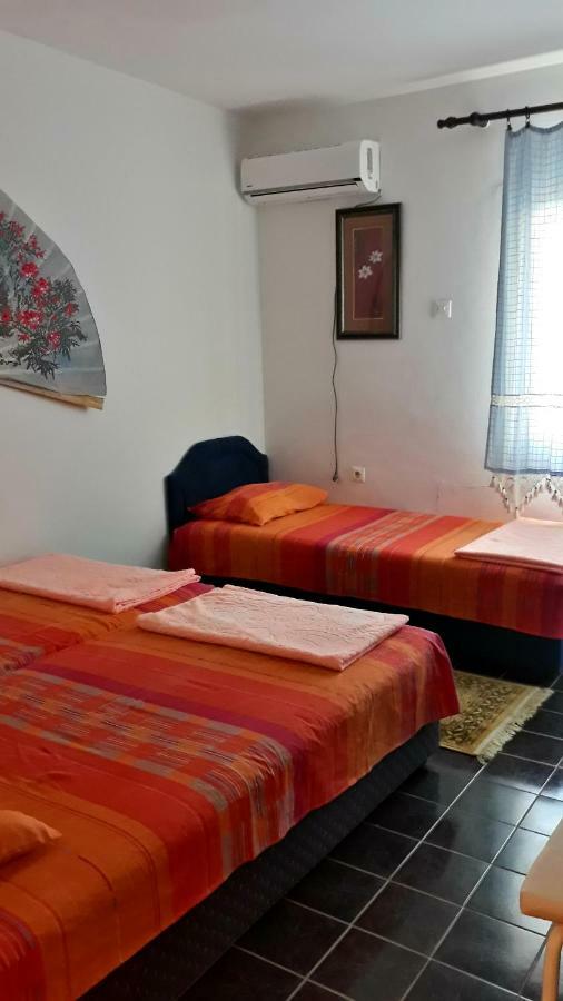 סוטומורה Apartman Tatjana מראה חיצוני תמונה
