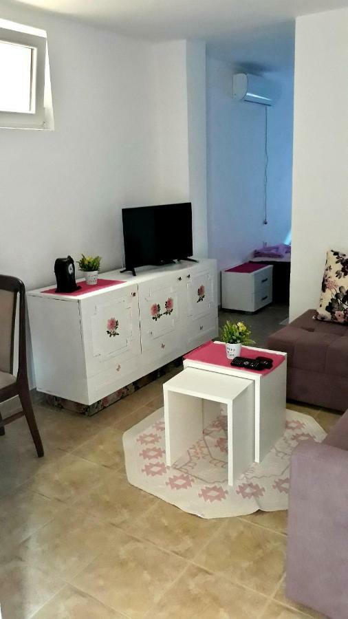 סוטומורה Apartman Tatjana מראה חיצוני תמונה